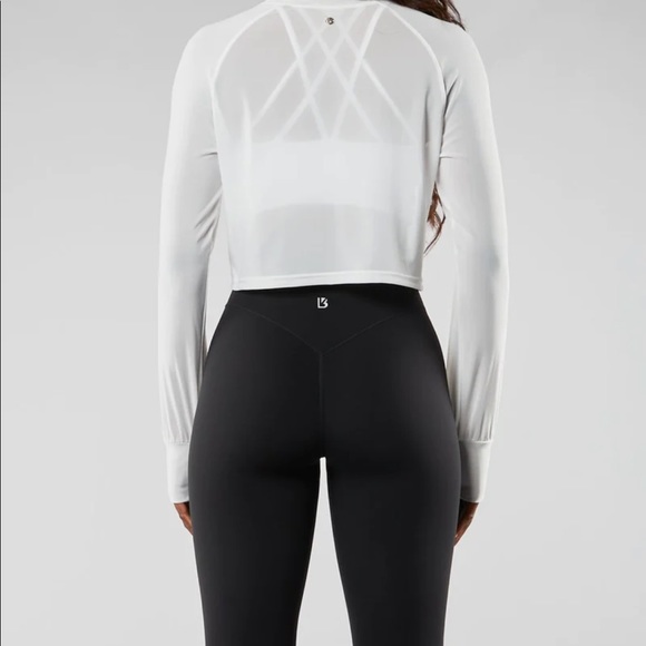 XS NWT Buffbunny crystal clear top in white - Picture 5 of 6